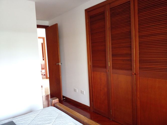 Apartamento de 3 alcobas en arriendo en El Poblado, Medellín, 187 m² · foto 11 de 18