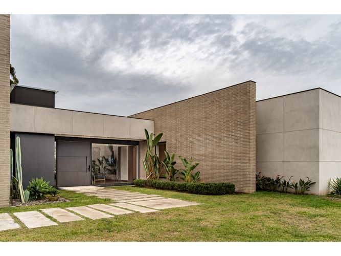 Finca en venta en Lomitas, La Ceja, 389 m² · foto 3 de 24