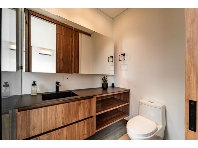 Finca en venta en Lomitas, La Ceja, 389 m² · foto 17 de 24