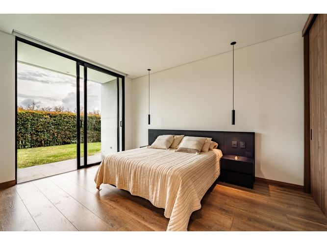 Finca en venta en Lomitas, La Ceja, 389 m² · foto 18 de 24