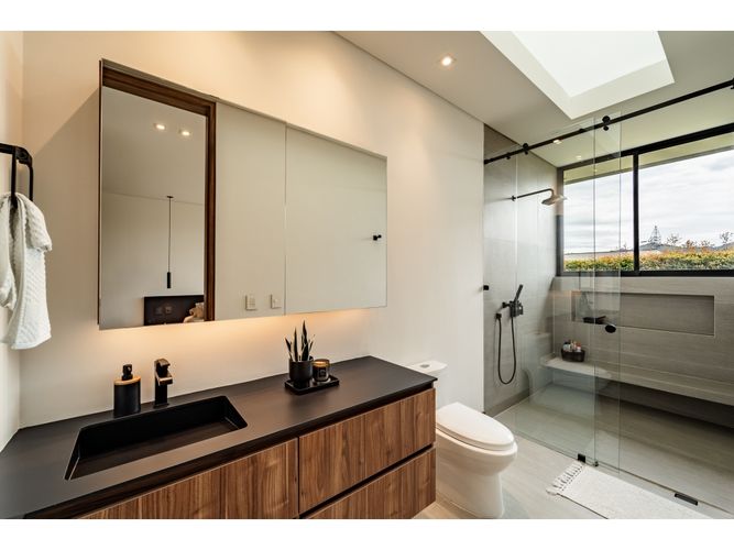 Finca en venta en Lomitas, La Ceja, 389 m² · foto 24 de 24