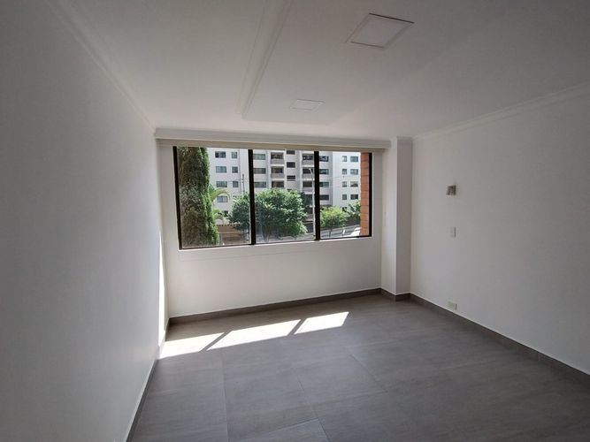 Apartamento de 3 alcobas en venta en El Poblado, Medellín, 160 m² · foto 8 de 15