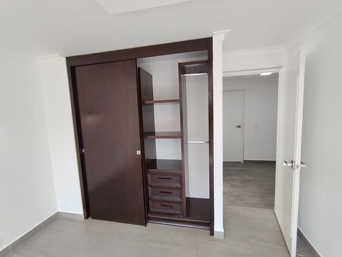 Apartamento de 3 alcobas en venta en El Poblado, Medellín, 160 m² · foto 11 de 15