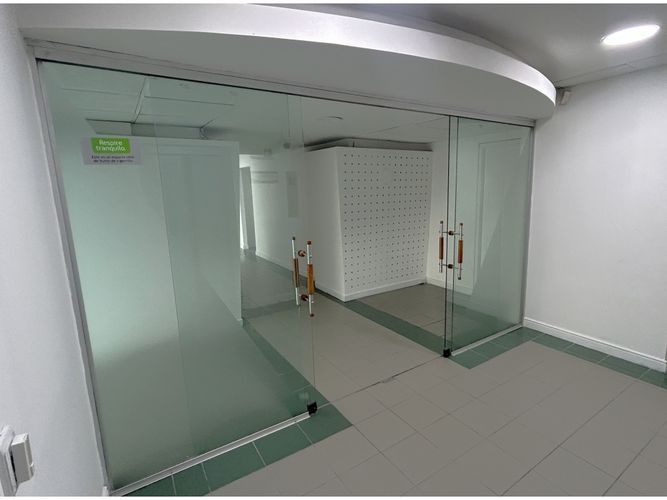 Oficina en venta en La Aguacatala, Medellín, 80 m² · foto 7 de 10
