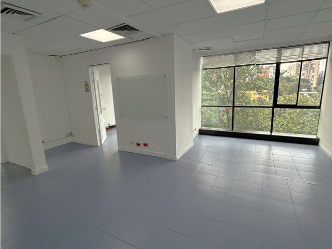 Oficina en venta en La Aguacatala, Medellín, 80 m² · foto 9 de 10