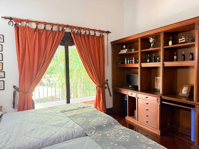 Casa de 4 alcobas en venta en Loma Del Escobero, Envigado, 560 m² · foto 11 de 20