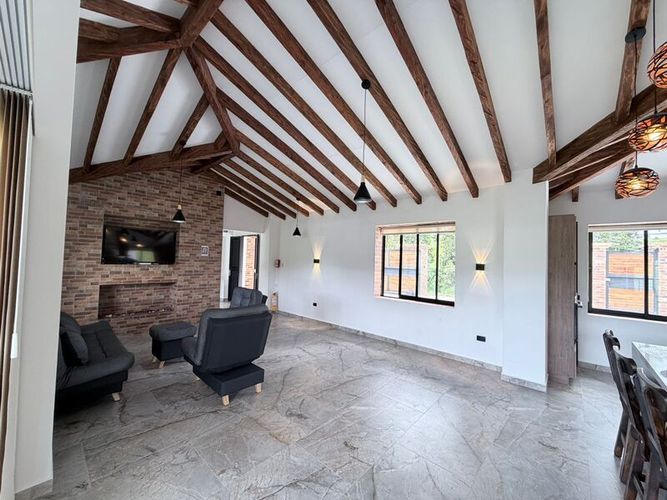 Finca en venta en Santa Ana, Rionegro, 516 m² · foto 3 de 24