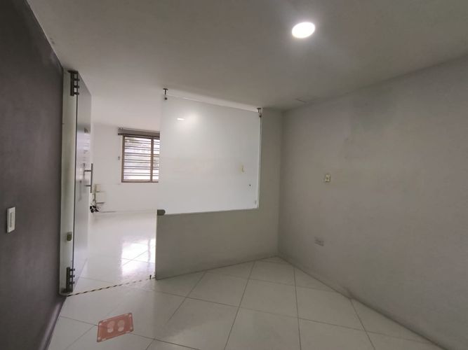 Oficina en arriendo en Laureles, Medellín, 65 m² · foto 5 de 13