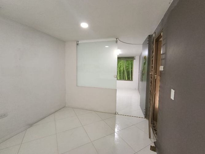 Oficina en arriendo en Laureles, Medellín, 65 m² · foto 7 de 13