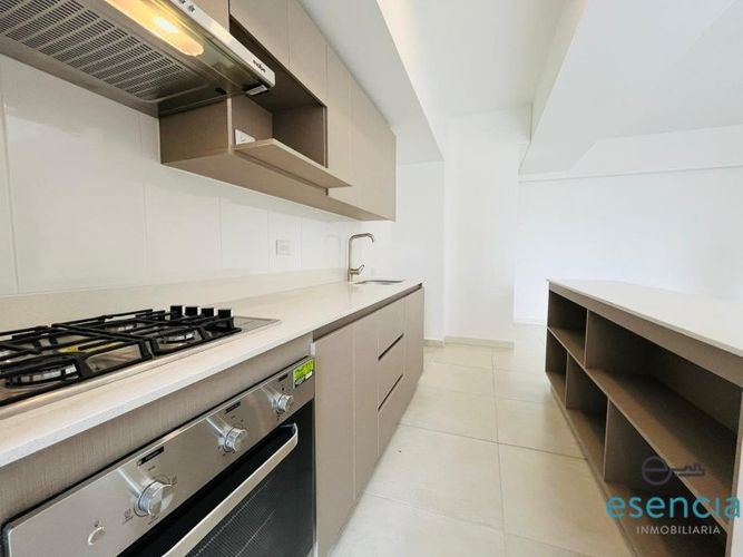Apartamento de 3 alcobas en arriendo en Las Vegas, Envigado, 90 m² · foto 3 de 17