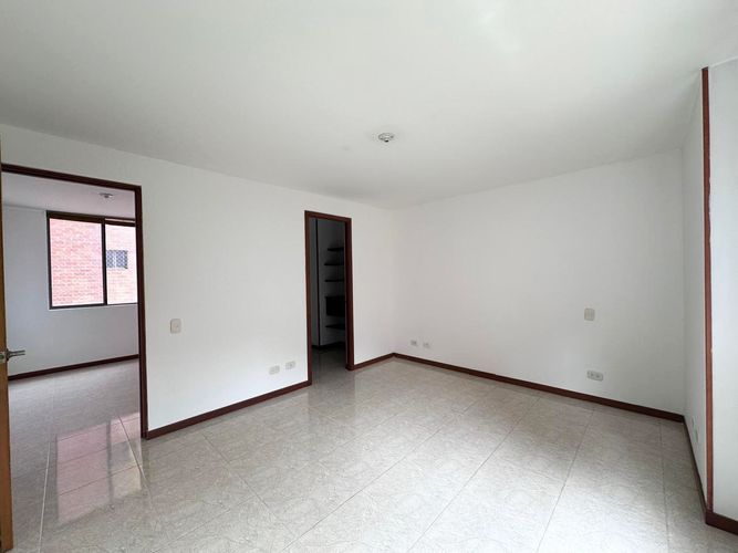 Apartamento de 3 alcobas en arriendo en El Poblado, Medellín, 135 m² · foto 9 de 20