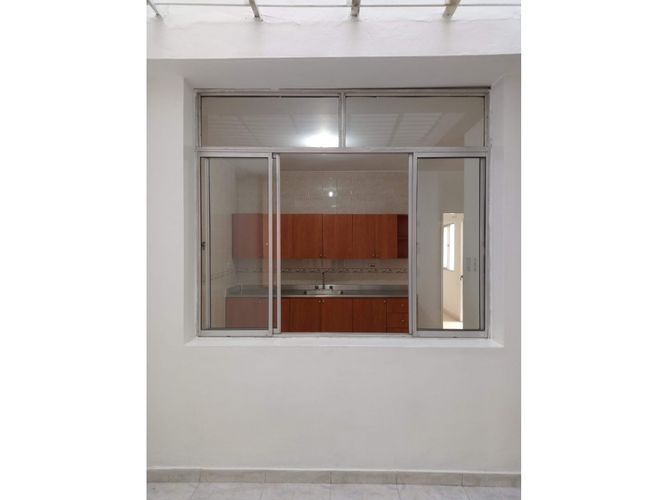 Casa de 4 alcobas en venta en La Esmeralda, Itagüí, 119 m² · foto 8 de 18