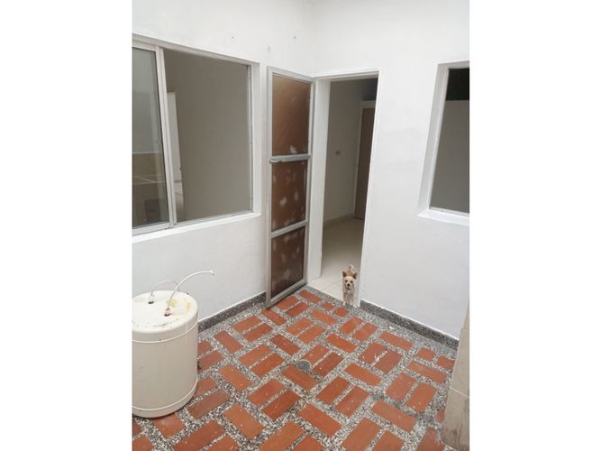 Casa de 4 alcobas en venta en La Esmeralda, Itagüí, 119 m² · foto 12 de 18