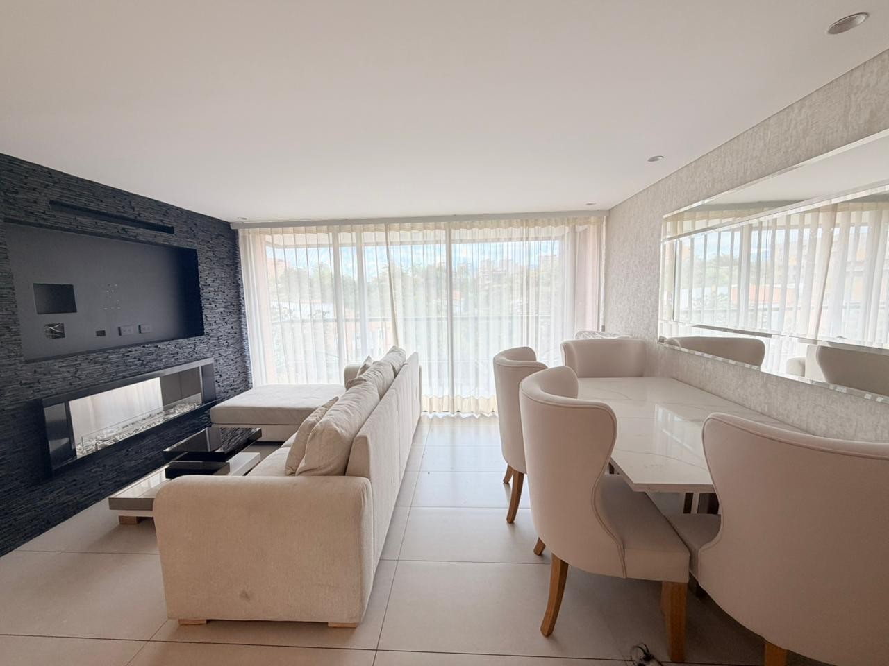 Apartamento en venta en Cumbres, Envigado · foto 2 de 11