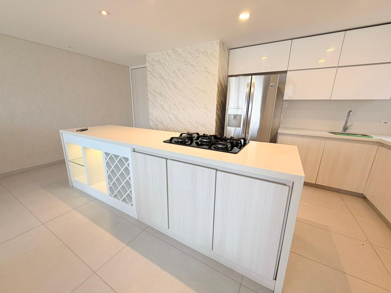 Apartamento en venta en Cumbres, Envigado · foto 3 de 11