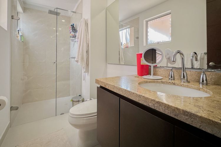 Apartamento de 2 alcobas en venta en San Patricio, Bogotá, 151 m² · foto 15 de 24