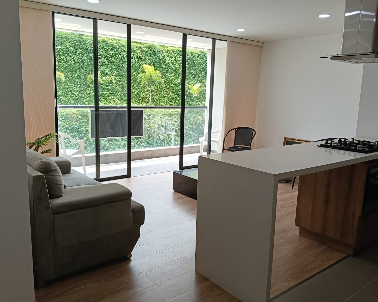 Apartamento en venta en El Trianon, Envigado · foto 2 de 13
