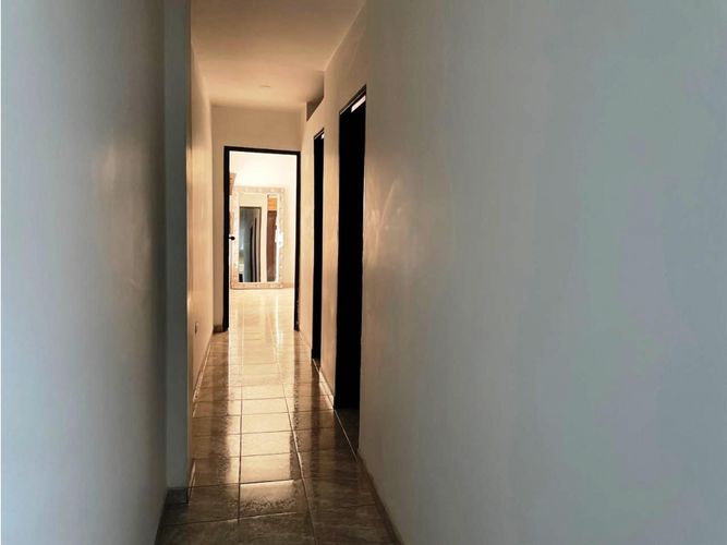Edificio en venta en Bolivar, Yumbo, 515 m² · foto 7 de 24
