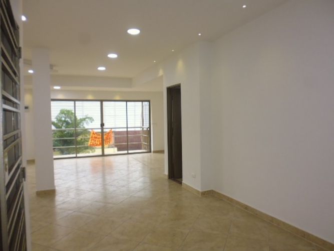 Oficina en arriendo en Laureles, Medellín, 200 m² · foto 3 de 7