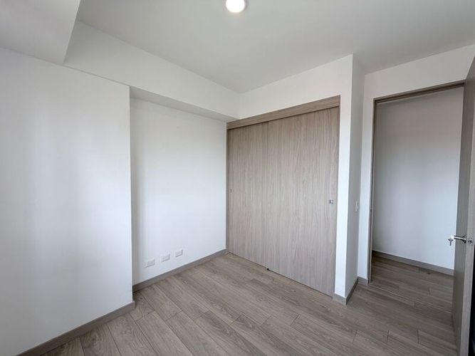 Apartamento de 3 alcobas en venta en El Porvenir, Rionegro, 92 m² · foto 6 de 16