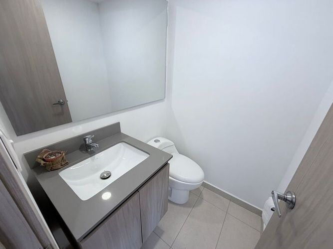 Apartamento de 3 alcobas en venta en El Porvenir, Rionegro, 92 m² · foto 12 de 16