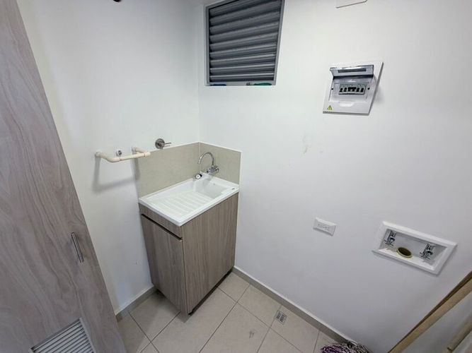 Apartamento de 3 alcobas en venta en El Porvenir, Rionegro, 92 m² · foto 14 de 16