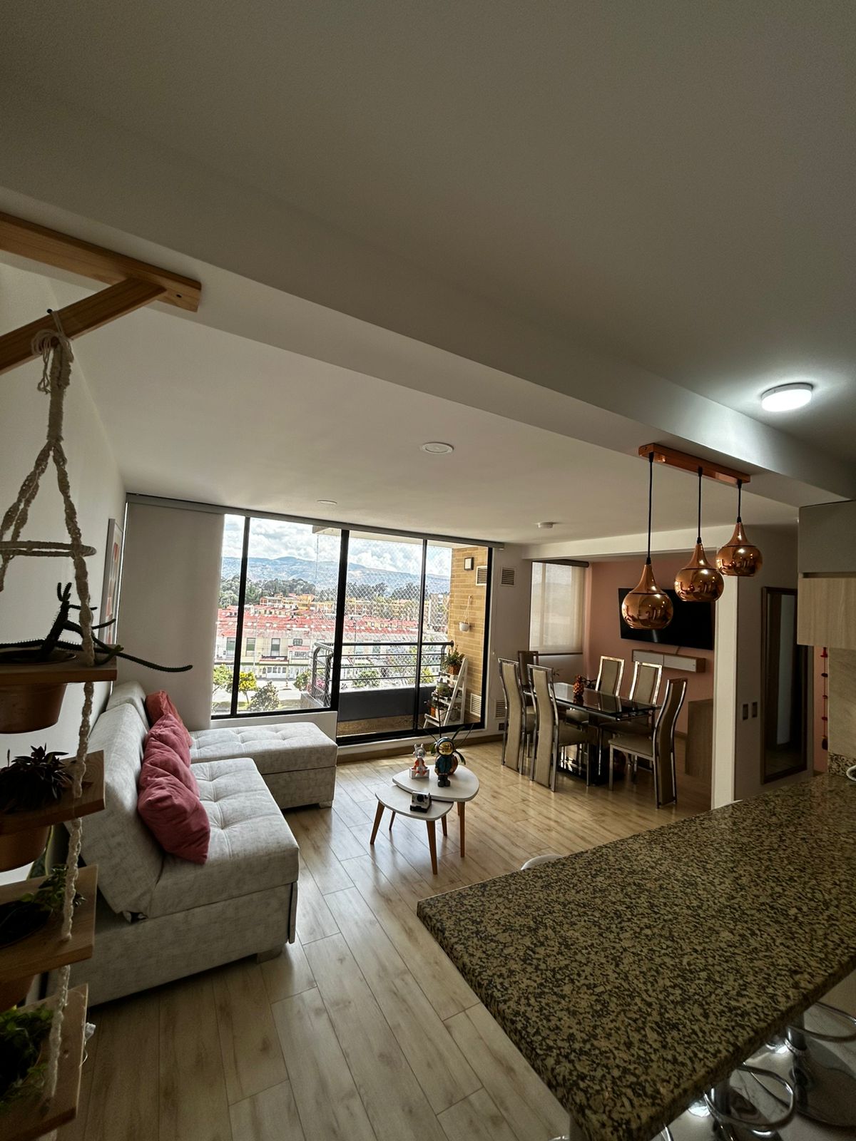 Apartamento en venta en Villa Mayor Oriental, Bogotá · foto 3 de 20