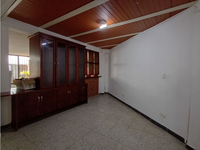 Casa de 5 alcobas en venta en Los Profesionales, Armenia, 158 m² · foto 13 de 24