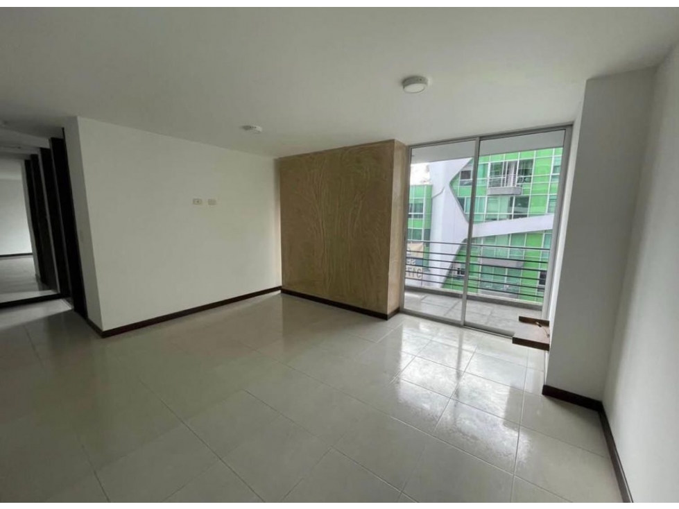 Apartamento en venta en Avenida 19 Norte, Armenia · foto 2 de 19