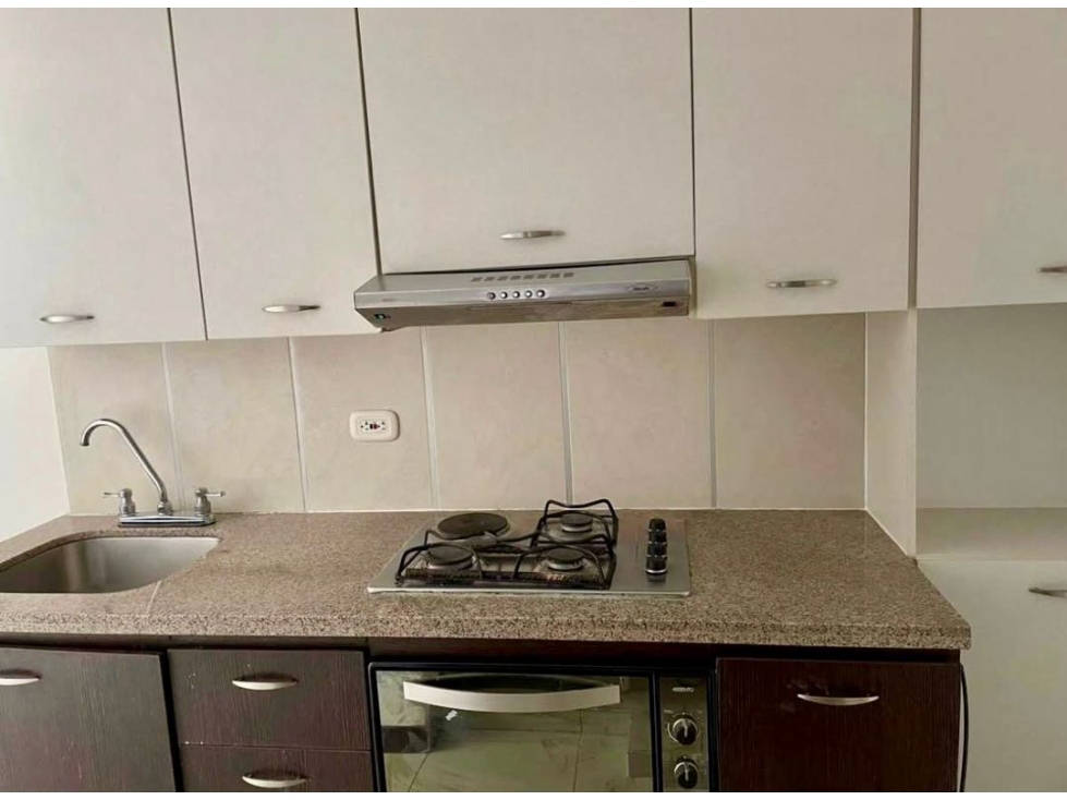 Apartamento en venta en Avenida 19 Norte, Armenia · foto 3 de 19