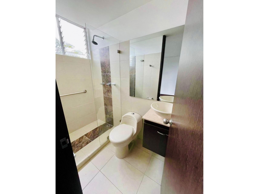 Apartamento en venta en Avenida 19 Norte, Armenia · foto 5 de 19