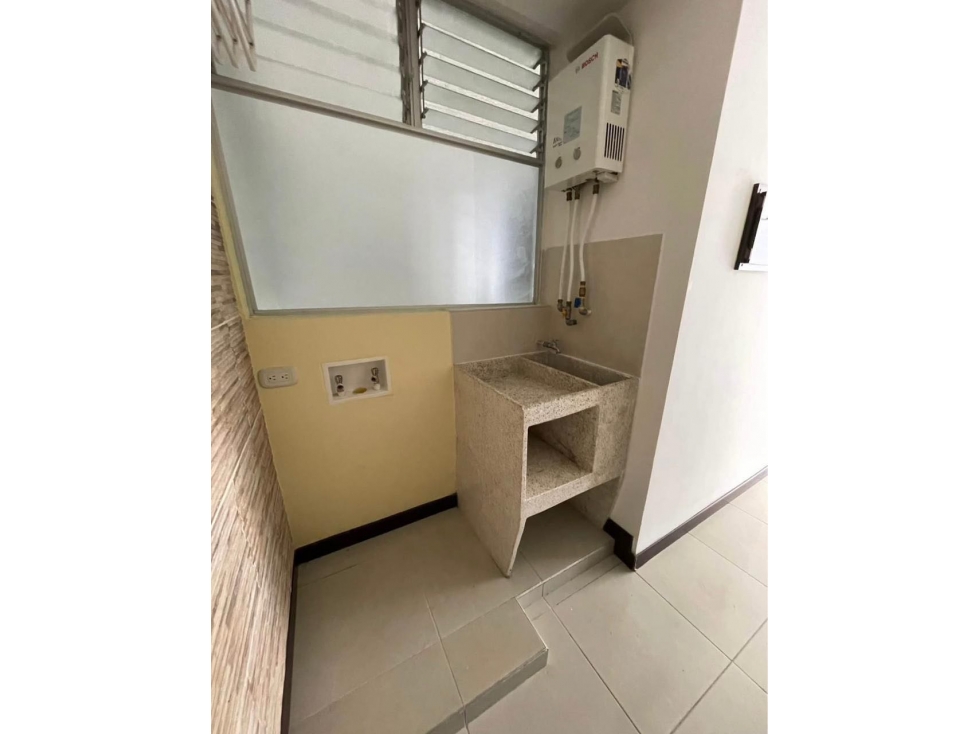 Apartamento en venta en Avenida 19 Norte, Armenia · foto 6 de 19