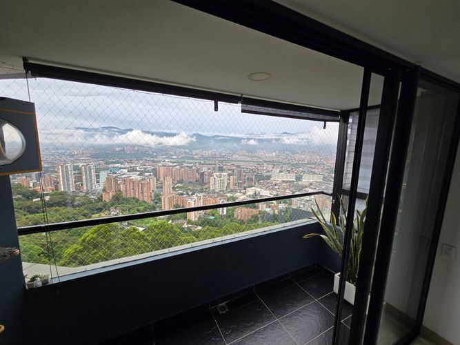 Apartamento de 3 alcobas en venta en Asomadera No.2, Medellín, 78 m² · foto 7 de 24