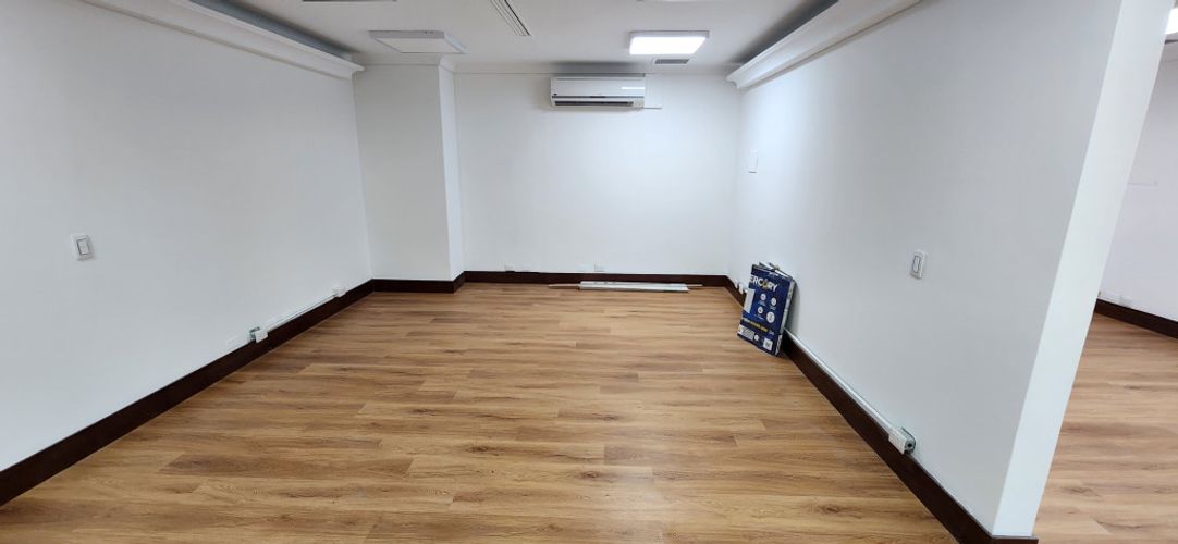 Oficina en arriendo en Patio Bonito, Medellín, 175 m² · foto 6 de 6