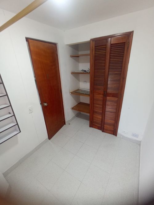 Apartamento de 4 alcobas en venta en Lorena, Medellín, 148 m² · foto 14 de 24