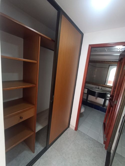 Apartamento de 4 alcobas en venta en Lorena, Medellín, 148 m² · foto 19 de 24