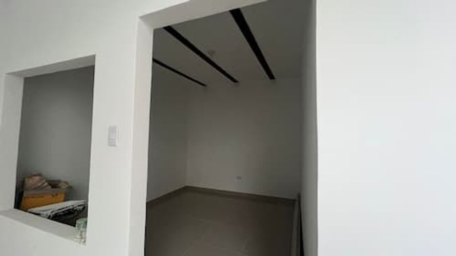 Casa de 9 alcobas en venta en Republica De Israel, Cali, 340 m² · foto 5 de 5