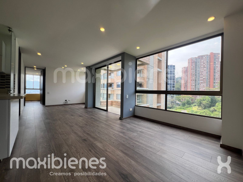 Apartamento en venta en El Poblado, Medellín 3