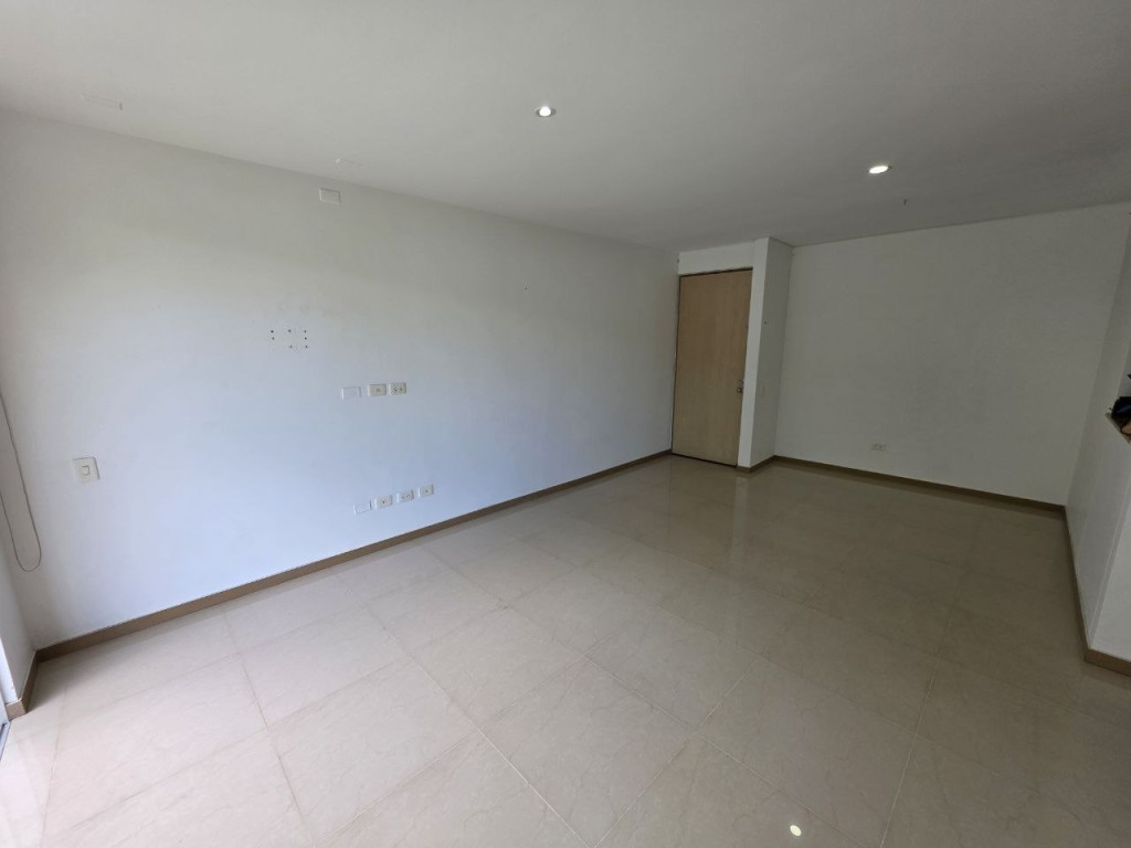 Apartamento en venta en Ciudad Capri, Cali · foto 5 de 17