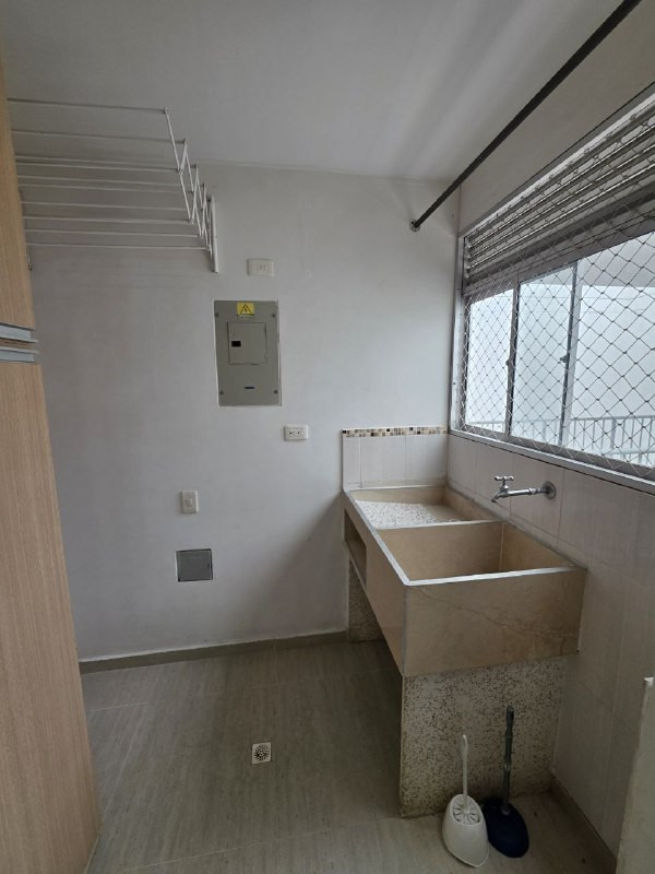 Apartamento en venta en Ciudad Capri, Cali · foto 6 de 17