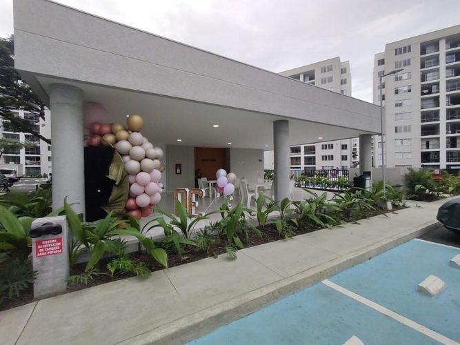 Apartamento de 2 alcobas en arriendo en Portales De Comfandi, Yumbo, 68 m² · foto 7 de 20