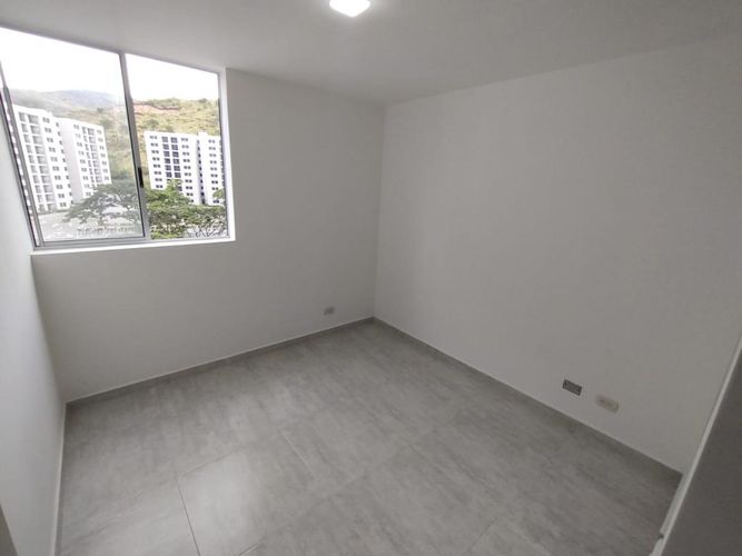 Apartamento de 2 alcobas en arriendo en Portales De Comfandi, Yumbo, 68 m² · foto 11 de 20