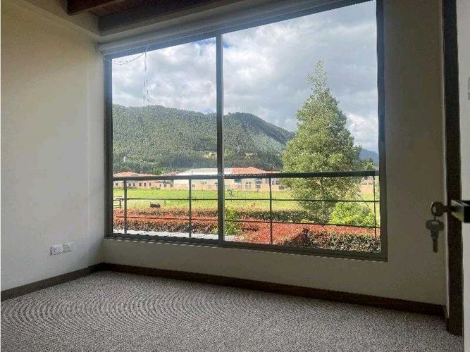 Casa de 3 alcobas en venta en Granjitas, Cajicá, 180 m² · foto 5 de 20