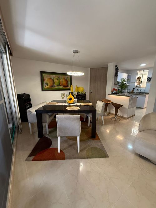 Casa de 4 alcobas en venta en Ciudad Jardin, Cali, 250 m² · foto 5 de 6