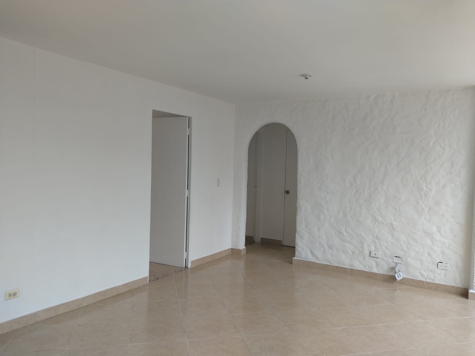 Apartamento en venta en El Poblado, Medellín · foto 6 de 19