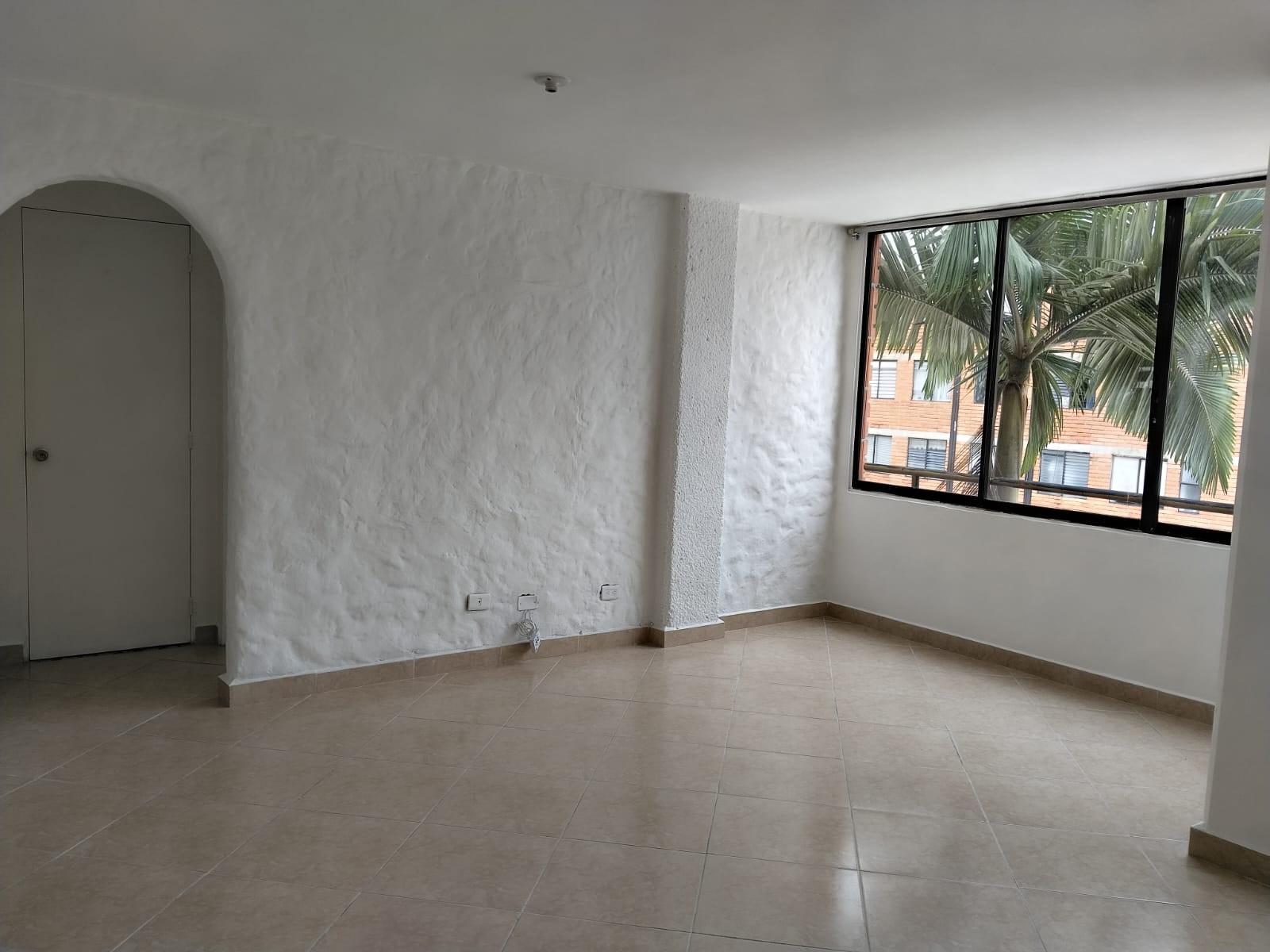 Apartamento en venta en El Poblado, Medellín · foto 5 de 19