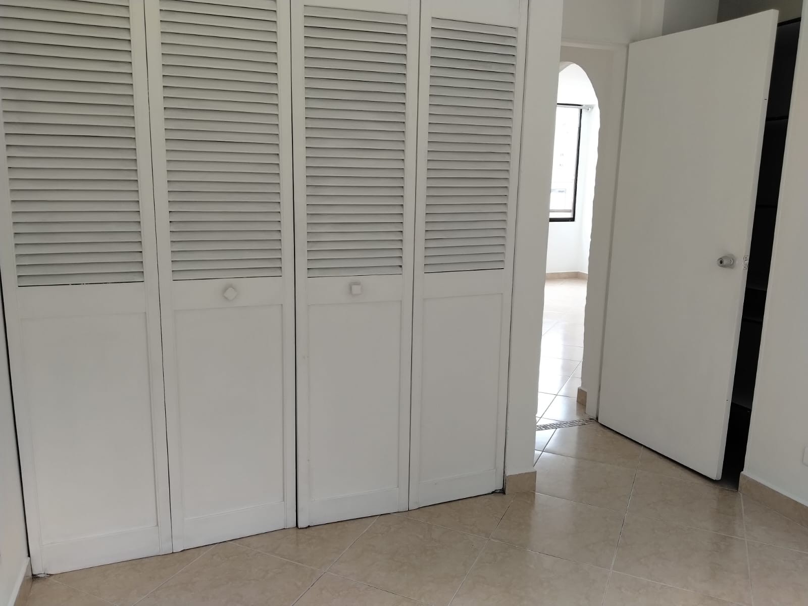 Apartamento en venta en El Poblado, Medellín · foto 12 de 19