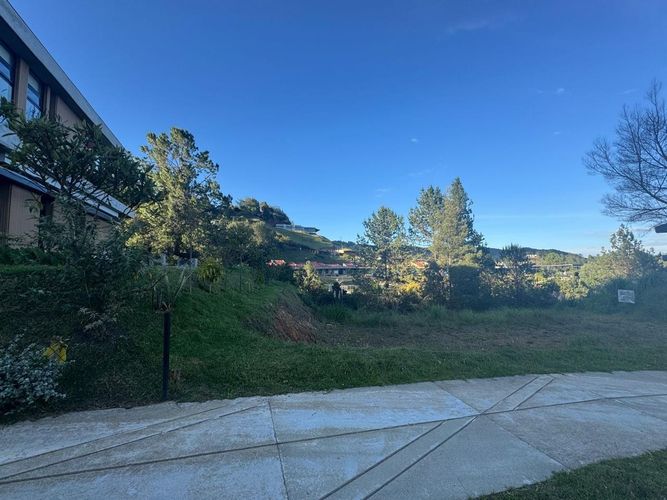 Lote en venta en Loma Del Escobero, Envigado, 1500 m² · foto 3 de 7