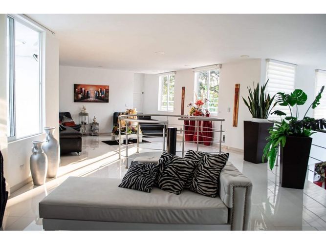 Casa de 5 alcobas en venta en Pance Alto, Jamundí, 588 m² · foto 10 de 24