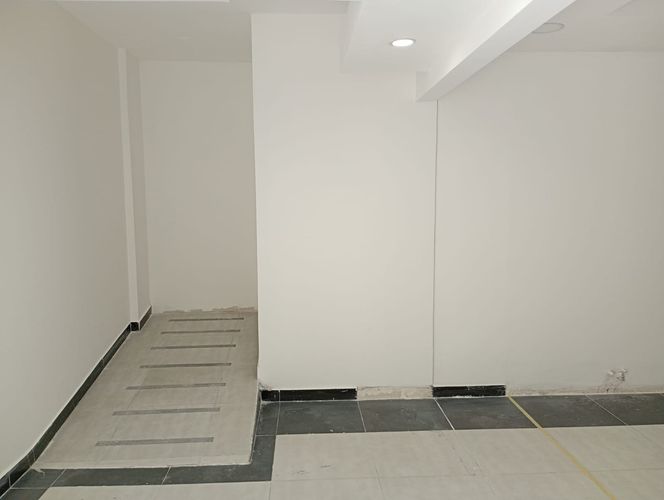 Local en arriendo en El Poblado, Medellín, 60 m² · foto 9 de 10